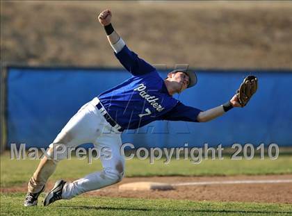 Thumbnail 2 in Charter Oak @ Diamond Ranch photogallery.