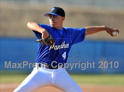 Thumbnail 1 in Charter Oak @ Diamond Ranch photogallery.