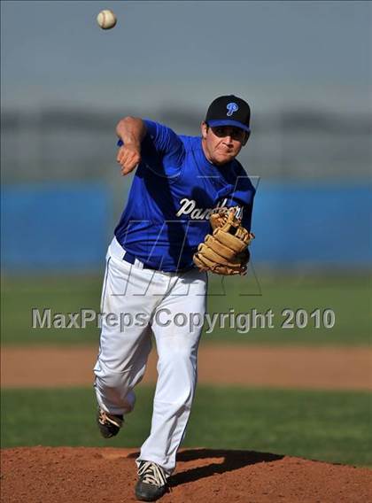 Thumbnail 3 in Charter Oak @ Diamond Ranch photogallery.