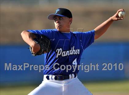 Thumbnail 3 in Charter Oak @ Diamond Ranch photogallery.