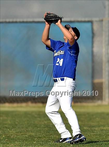 Thumbnail 3 in Charter Oak @ Diamond Ranch photogallery.
