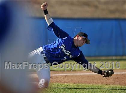 Thumbnail 3 in Charter Oak @ Diamond Ranch photogallery.