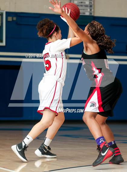 Thumbnail 1 in Rio Mesa @ Pasadena photogallery.