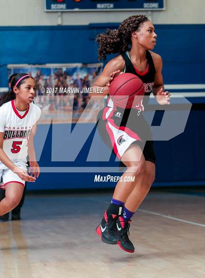 Thumbnail 2 in Rio Mesa @ Pasadena photogallery.