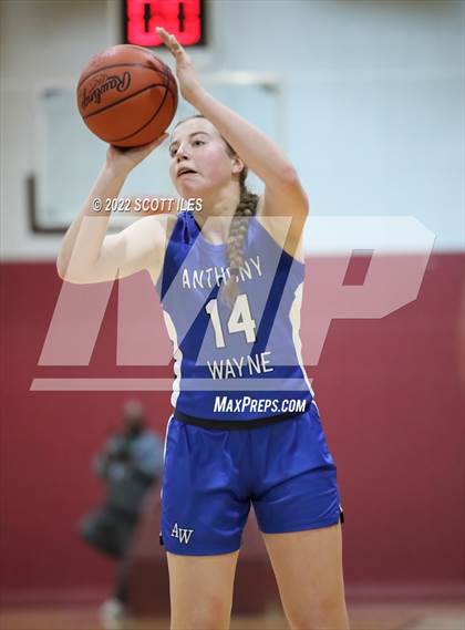 Thumbnail 2 in Anthony Wayne vs. Newark photogallery.