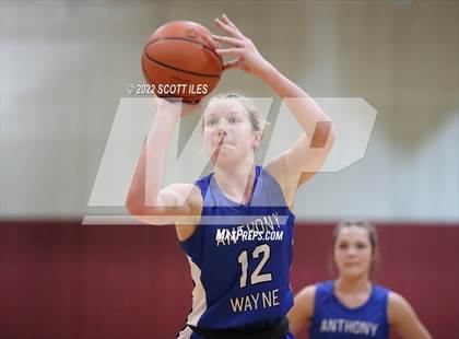 Thumbnail 3 in Anthony Wayne vs. Newark photogallery.