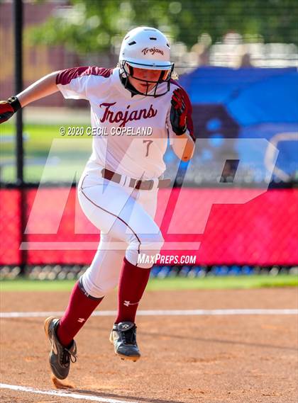 Thumbnail 1 in Brookwood @ Lassiter photogallery.