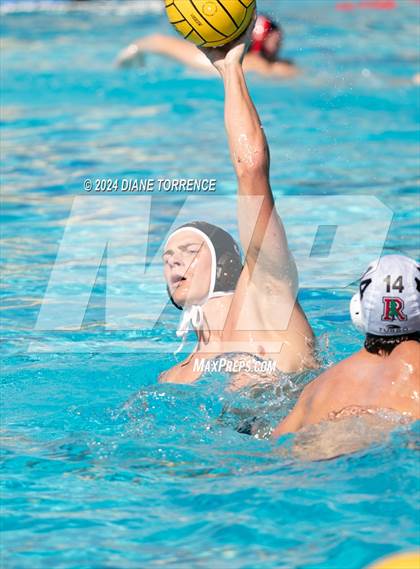 Thumbnail 3 in Redwood vs. Jesuit photogallery.