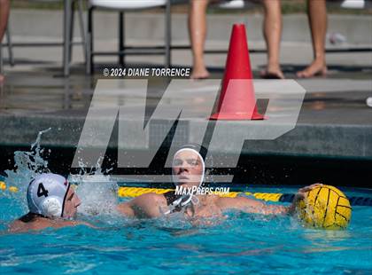 Thumbnail 2 in Redwood vs. Jesuit photogallery.
