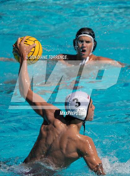 Thumbnail 3 in Redwood vs. Jesuit photogallery.