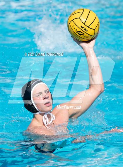 Thumbnail 1 in Redwood vs. Jesuit photogallery.