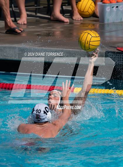 Thumbnail 3 in Redwood vs. Jesuit photogallery.
