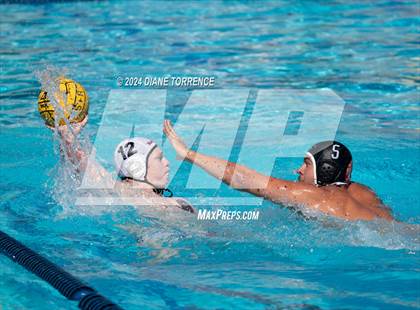 Thumbnail 3 in Redwood vs. Jesuit photogallery.