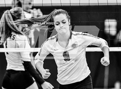 Thumbnail 1 in Leander @ Vandegrift photogallery.