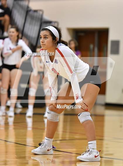 Thumbnail 1 in Leander @ Vandegrift photogallery.