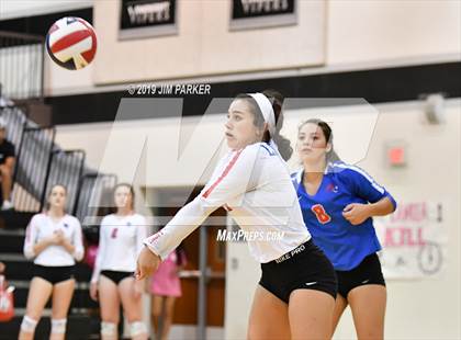 Thumbnail 1 in Leander @ Vandegrift photogallery.