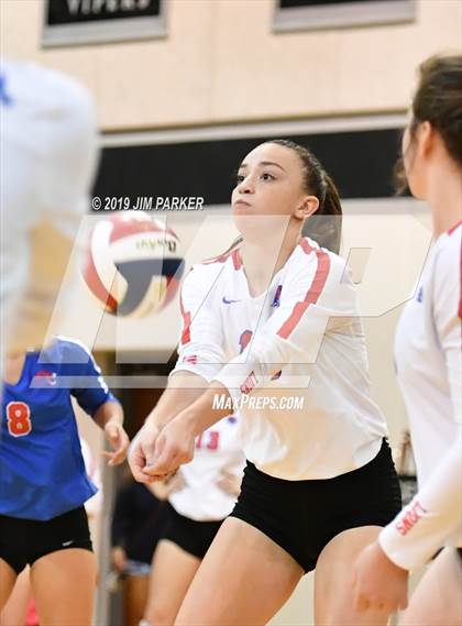 Thumbnail 3 in Leander @ Vandegrift photogallery.