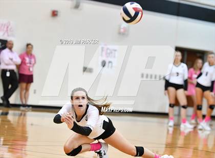 Thumbnail 3 in Leander @ Vandegrift photogallery.