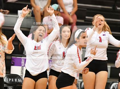Thumbnail 1 in Leander @ Vandegrift photogallery.