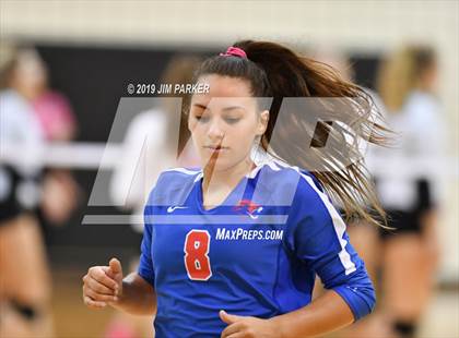 Thumbnail 3 in Leander @ Vandegrift photogallery.