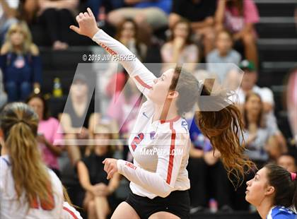 Thumbnail 2 in Leander @ Vandegrift photogallery.