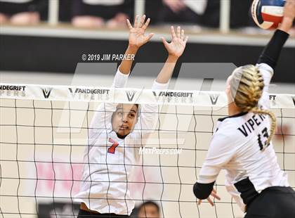 Thumbnail 3 in Leander @ Vandegrift photogallery.
