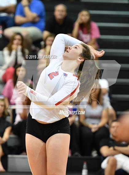Thumbnail 1 in Leander @ Vandegrift photogallery.
