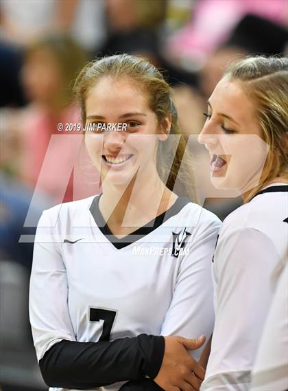 Thumbnail 2 in Leander @ Vandegrift photogallery.