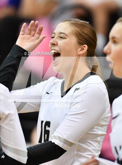 Thumbnail 2 in Leander @ Vandegrift photogallery.
