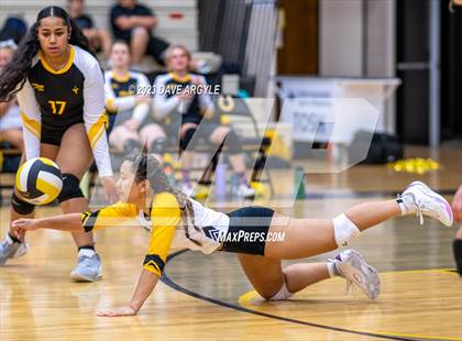 Thumbnail 3 in Highland @ Cottonwood photogallery.