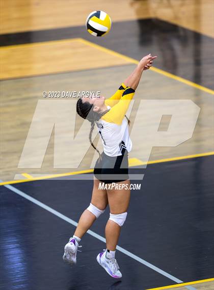 Thumbnail 1 in Highland @ Cottonwood photogallery.