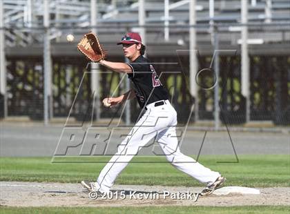 Thumbnail 1 in North Haven vs. Windsor (CIAC Class L Semifinal) photogallery.