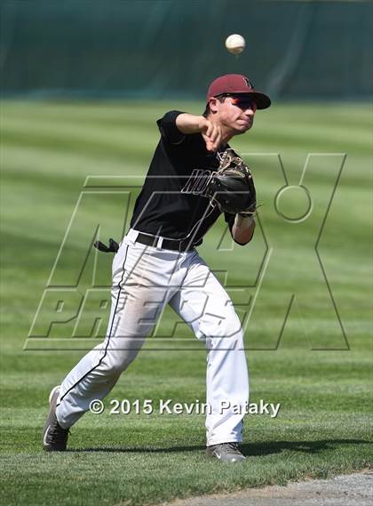 Thumbnail 2 in North Haven vs. Windsor (CIAC Class L Semifinal) photogallery.