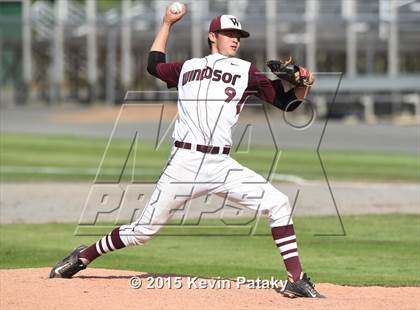 Thumbnail 2 in North Haven vs. Windsor (CIAC Class L Semifinal) photogallery.