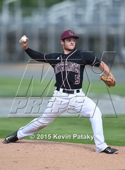 Thumbnail 2 in North Haven vs. Windsor (CIAC Class L Semifinal) photogallery.