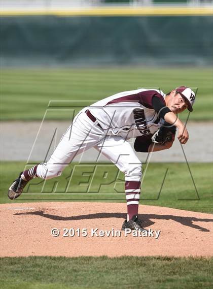 Thumbnail 2 in North Haven vs. Windsor (CIAC Class L Semifinal) photogallery.