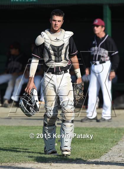 Thumbnail 1 in North Haven vs. Windsor (CIAC Class L Semifinal) photogallery.