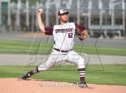 Thumbnail 3 in North Haven vs. Windsor (CIAC Class L Semifinal) photogallery.