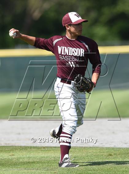 Thumbnail 1 in North Haven vs. Windsor (CIAC Class L Semifinal) photogallery.