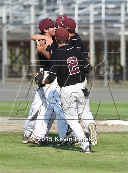 Thumbnail 3 in North Haven vs. Windsor (CIAC Class L Semifinal) photogallery.