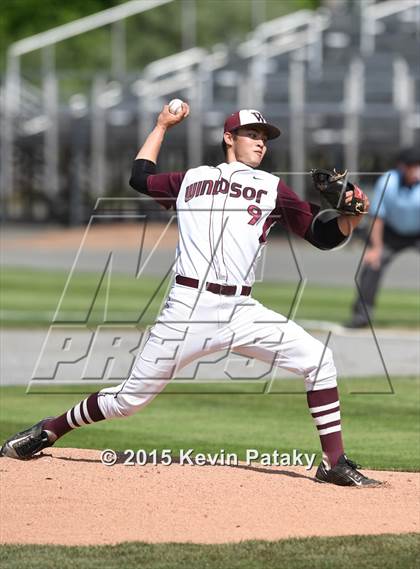 Thumbnail 3 in North Haven vs. Windsor (CIAC Class L Semifinal) photogallery.