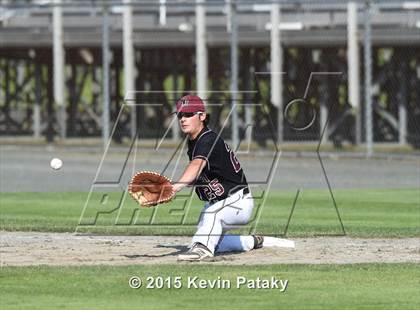 Thumbnail 2 in North Haven vs. Windsor (CIAC Class L Semifinal) photogallery.