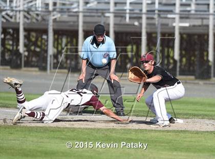 Thumbnail 1 in North Haven vs. Windsor (CIAC Class L Semifinal) photogallery.