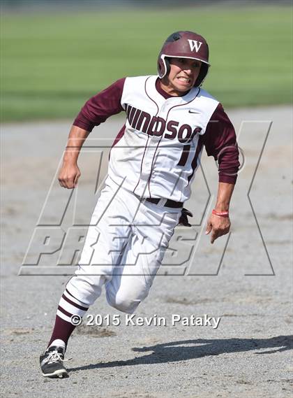 Thumbnail 1 in North Haven vs. Windsor (CIAC Class L Semifinal) photogallery.