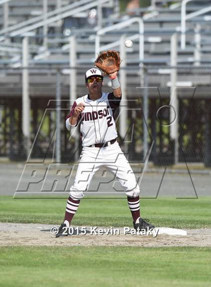 Thumbnail 3 in North Haven vs. Windsor (CIAC Class L Semifinal) photogallery.