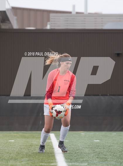 Thumbnail 3 in Mountain Vista vs. Arapahoe (CHSAA 5A 2nd Round) photogallery.