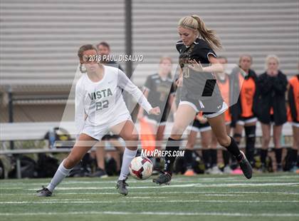 Thumbnail 3 in Mountain Vista vs. Arapahoe (CHSAA 5A 2nd Round) photogallery.