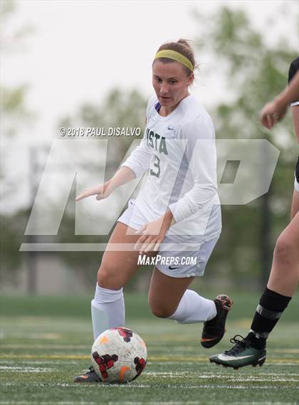 Thumbnail 3 in Mountain Vista vs. Arapahoe (CHSAA 5A 2nd Round) photogallery.