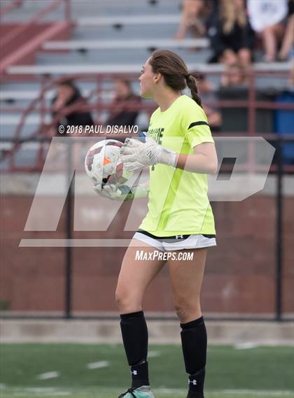 Thumbnail 3 in Mountain Vista vs. Arapahoe (CHSAA 5A 2nd Round) photogallery.