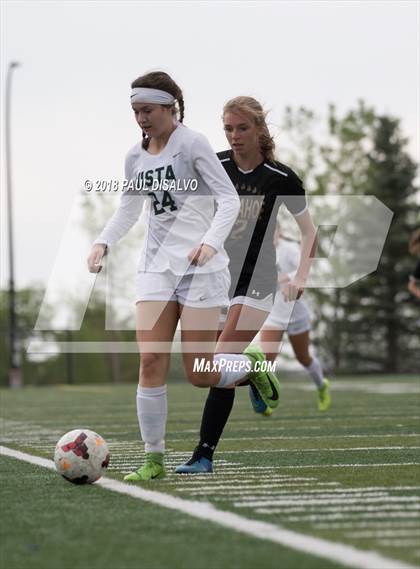 Thumbnail 3 in Mountain Vista vs. Arapahoe (CHSAA 5A 2nd Round) photogallery.